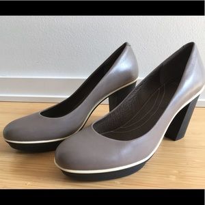 Camper grey leather platform heels